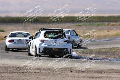 media/Oct-04-2025-OnGrid (Sat) [[44bd565ffa]]/Purple Group/Grapevine/